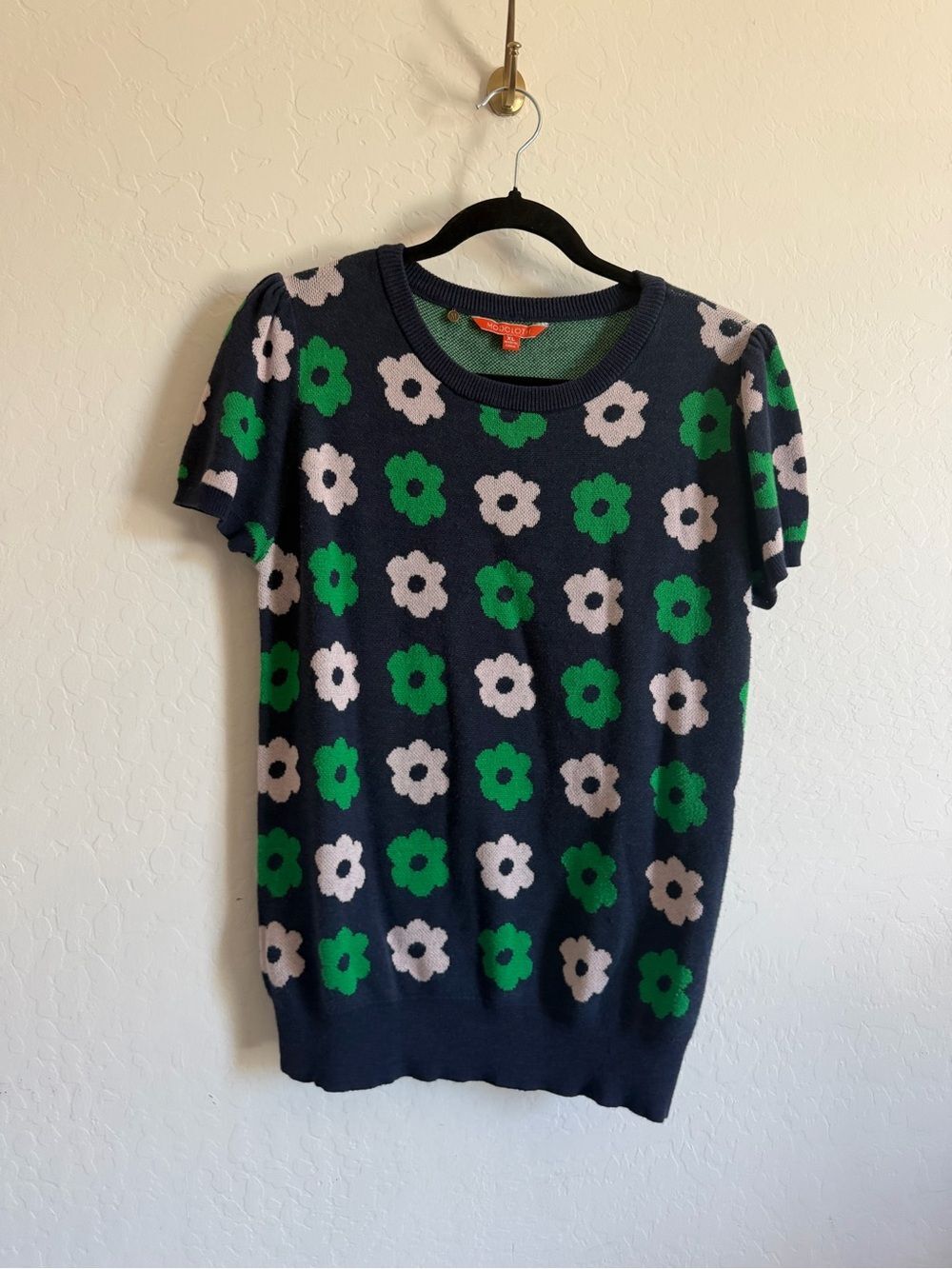AS SEEN ON TV ModCloth "What I Call Fun" Daisy Intarsia Sweater - XL - Picture 3 of 5